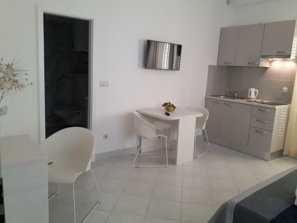 Apartments Nika Трогир Экстерьер фото