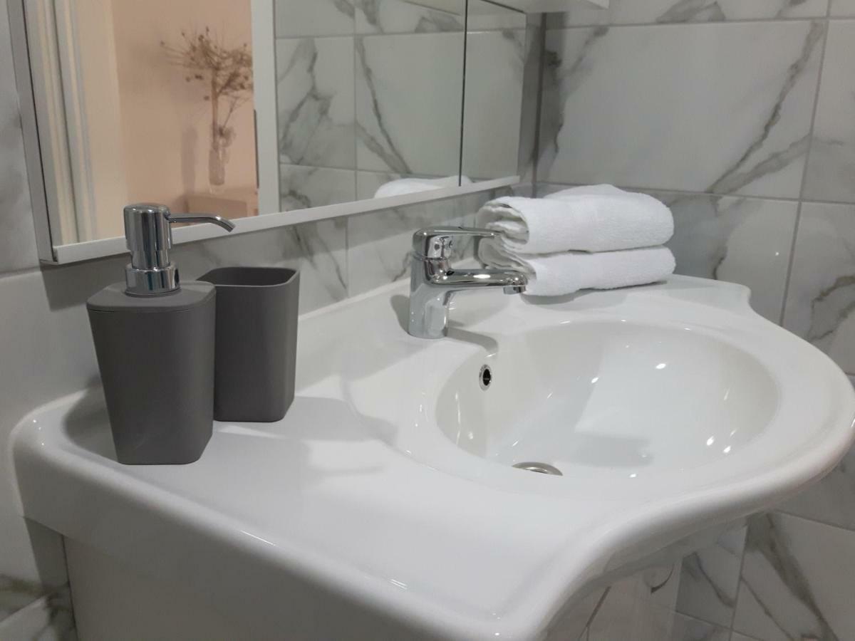 Apartments Nika Трогир Экстерьер фото