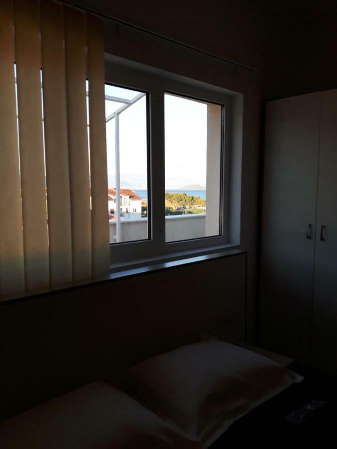 Apartments Nika Трогир Экстерьер фото
