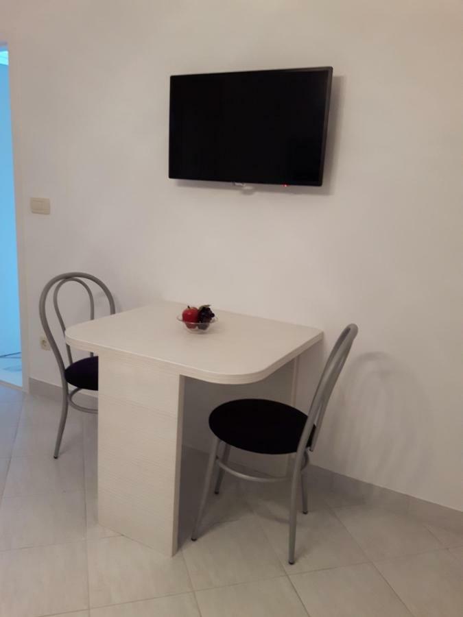 Apartments Nika Трогир Экстерьер фото
