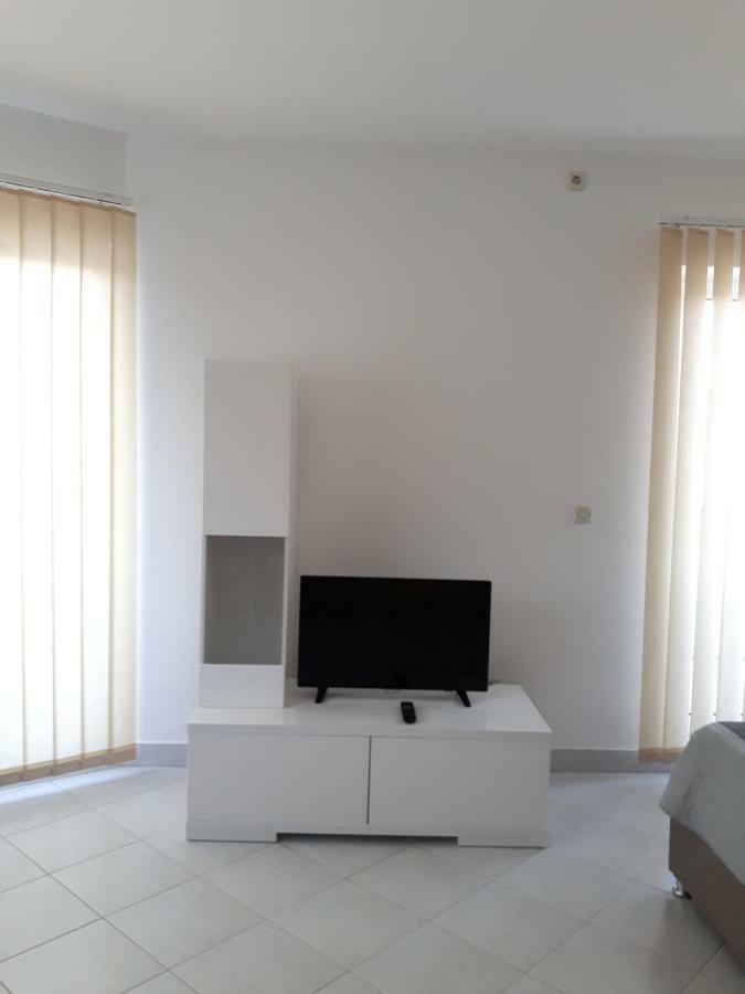 Apartments Nika Трогир Экстерьер фото