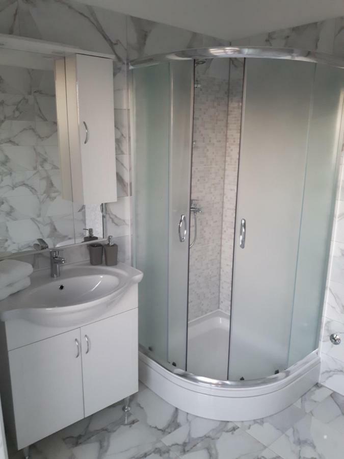 Apartments Nika Трогир Экстерьер фото